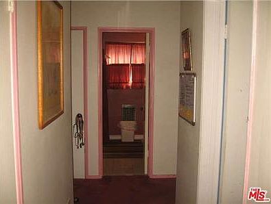 4th image of 2419 W 117th St