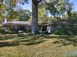 616 Cleermont Dr SE, Huntsville, AL 35801