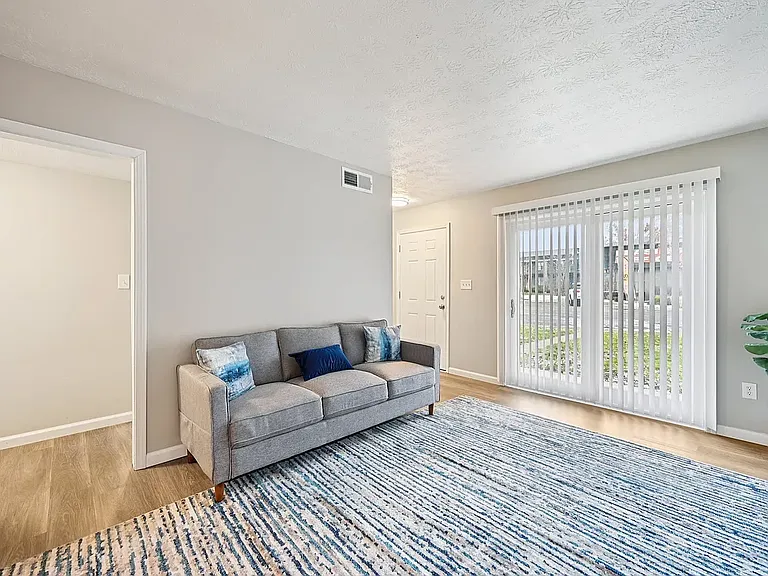 Summit Park Apartments — Photo 40