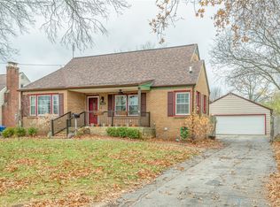 2010 46th St, Des Moines, IA 50310