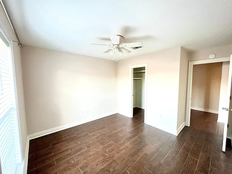 506 Laurelwood Dr — Photo 14