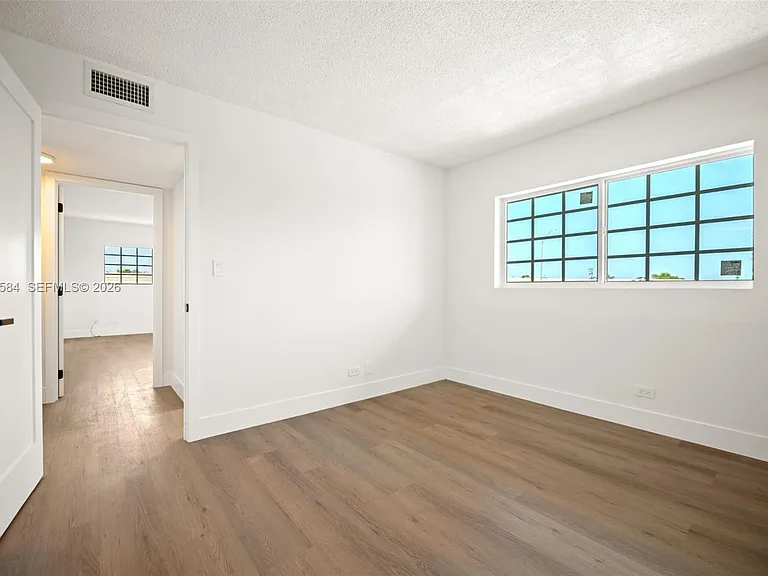 8107 SW 72nd Ave #413E — Photo 19