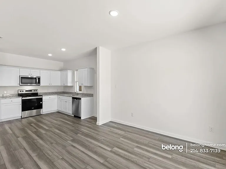 10308 Holycross Ln — Photo 14
