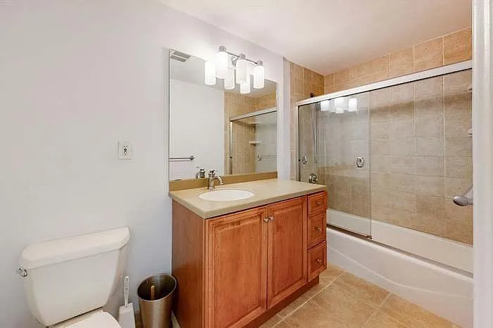 37 Park Vale Ave #3 — Photo 6