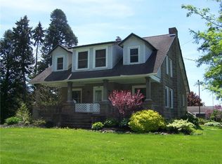 9746 York Settlement Rd, North Rose, NY 14516