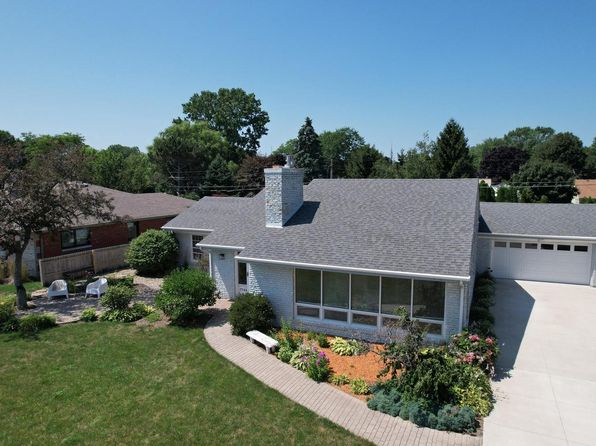 7744 2nd AVENUE, Kenosha, WI 53143