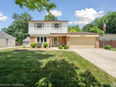 22440 Hillcrest Dr, Woodhaven, MI, 48183