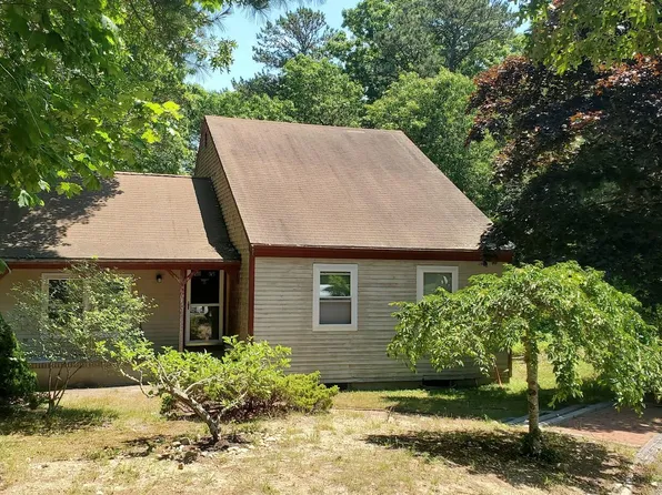 30 Little John Road, East Falmouth, MA 02536