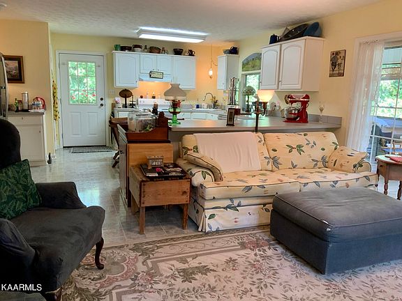 5th image of 1487 Sunbeam Ln