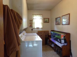 902 Corn Ave, Willow Springs, MO 65793
