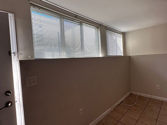 5th image of 121 Lindbergh Ave Floor 1