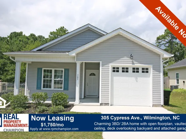 305 Cypress Ave, Holly Ridge, NC 28445