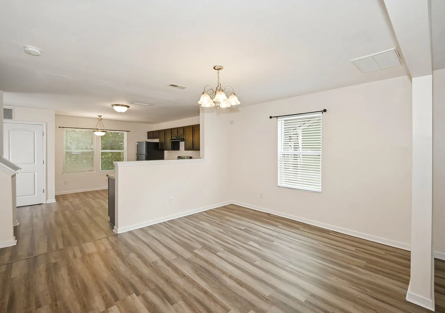 1025 Rook Rd Charlotte, NC 28216 — Photo 4