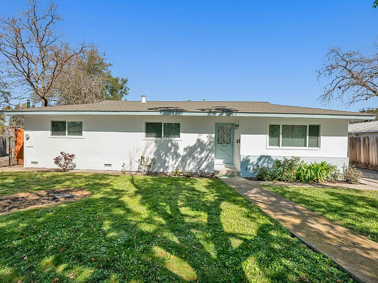 4029 Park Blvd — Photo 1