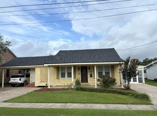 708 S Polk St, Rayne, LA 70578