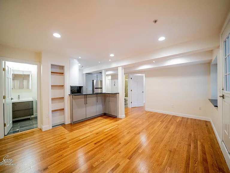 1801 Beacon St #2 — Photo 33