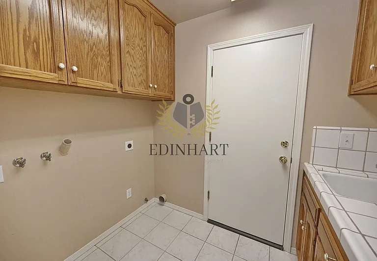 3750 W Vincent Ln — Photo 31