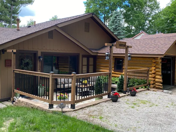 5134 Silver Lake Shores Rd, Traverse City, MI 49685