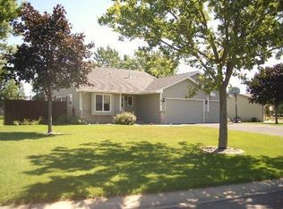 11873 Kerry St NW, Coon Rapids, MN 55433