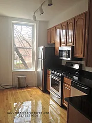 Rented by Lay Hoon Chua, LREB