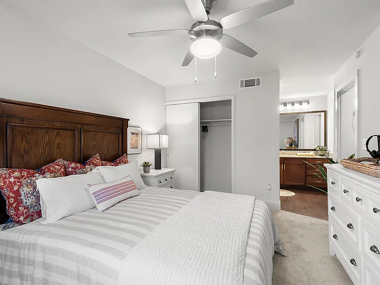 Rosemeade Townhomes — Photo 12