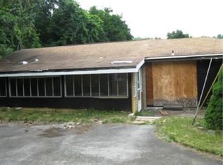 239 Cessna Ln, Verona, PA 15147