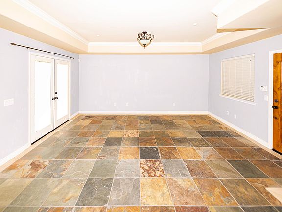 3rd image of 56 S Craig Ave Unit 6