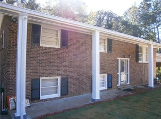 3993 Elmscourt Dr, Stone Mountain, GA 30083