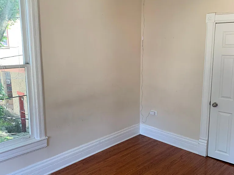 317 Dupage St #C — Photo 3