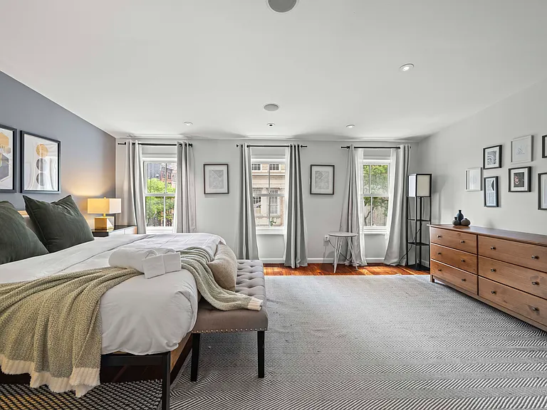 47 Irving Pl #1A — Photo 36