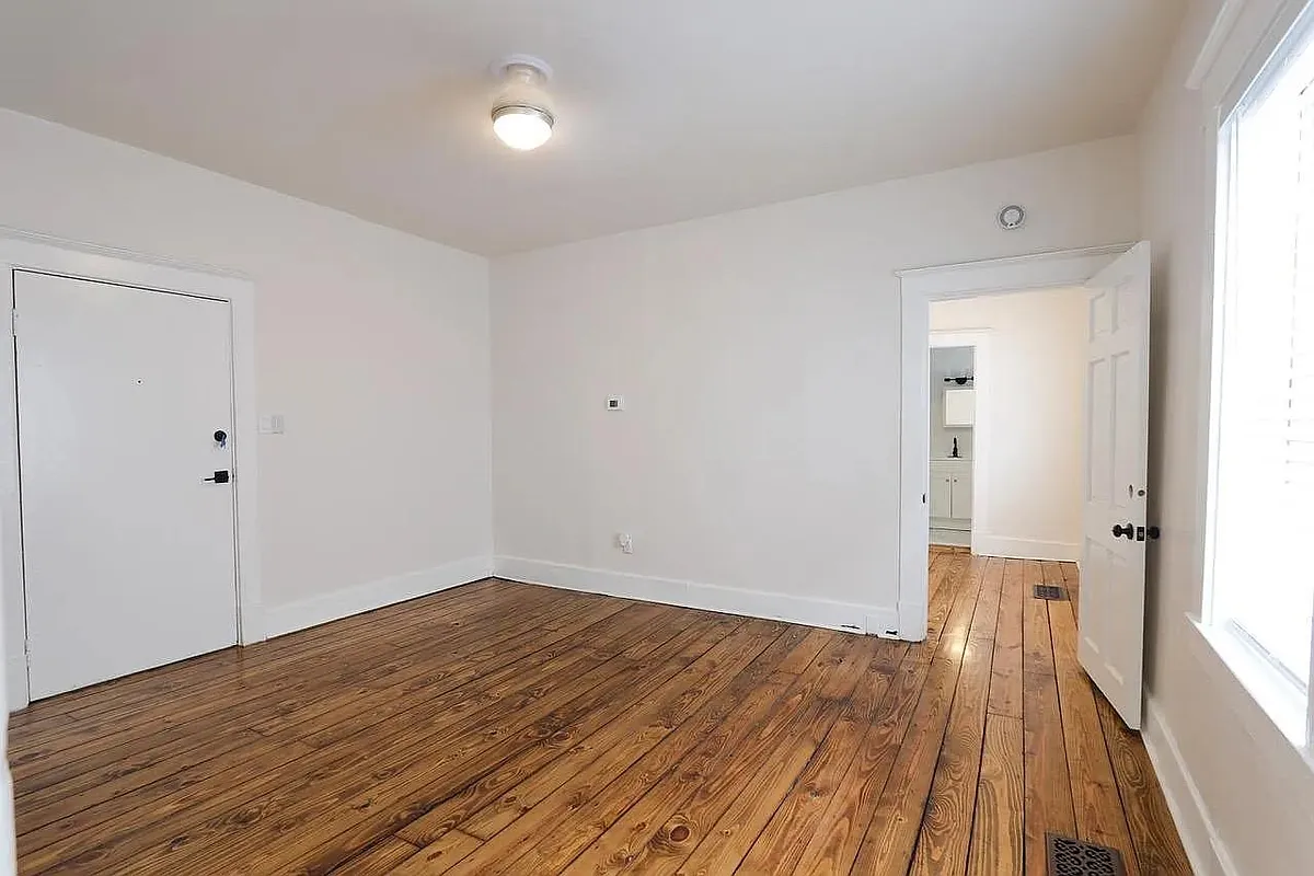 Unit Photo - 1529 Madison Ave #7