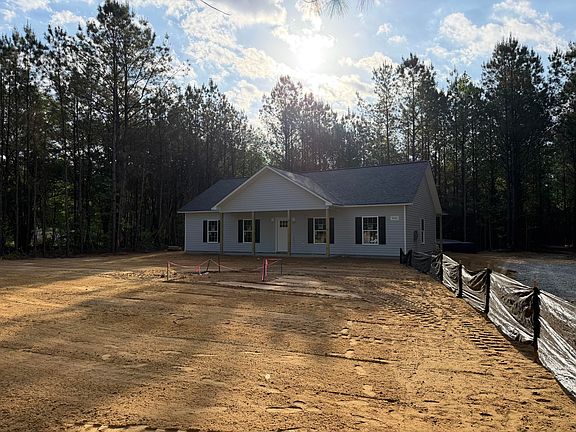 4th image of 9430 Sidneys Rd