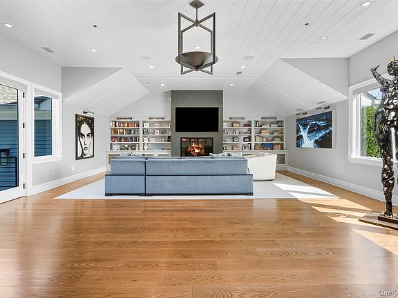 5th image of 23 Pheasant Drive