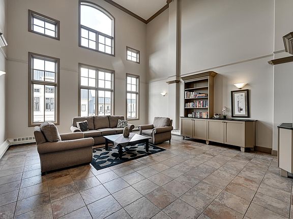 5th image of 1406 Hodgson Way