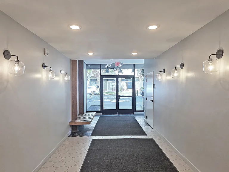 2716 N St #105 — Photo 29