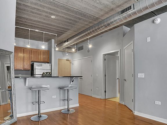3rd image of 647 Metropolitan Way Unit 303L