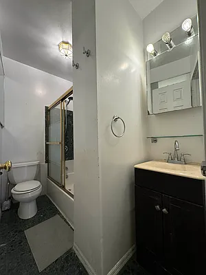 Rented by Oxford Property Group | media 28