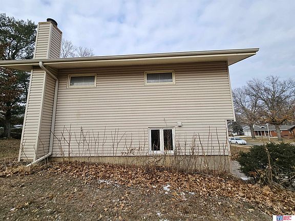 4th image of 621 Driftwood Dr