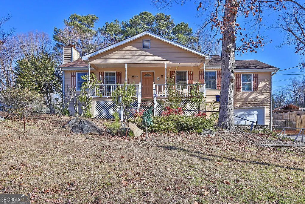 869 Falconcrest Dr photo 1
