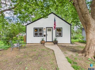 1912 S Duluth Ave, Sioux Falls, SD 57105