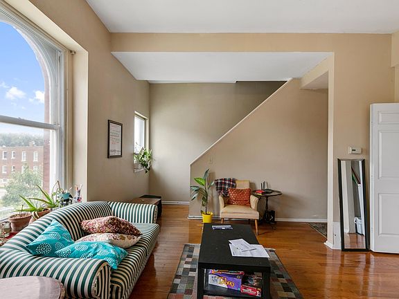 2nd image of 4206 Castleman Ave #B
