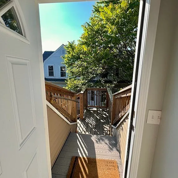 130 Vernon St #2 — Photo 2