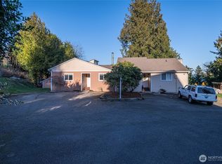 2422 McGregor Dr SE, Port Orchard, WA 98366