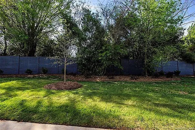2830 Youngblood St — Photo 14