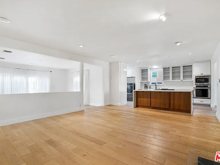 649 Tufts Ave — Photo 6