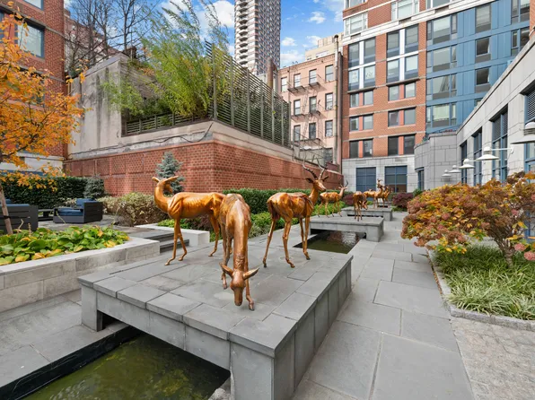 404 East 76th Street image 14 of 16