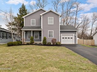 2038 Fiero Ave, Schenectady, NY 12303