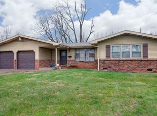 1351 E Rosebrier St, Springfield, MO 65804