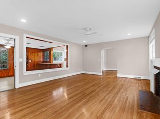 21 Moore Dr, Charleston, SC 29407