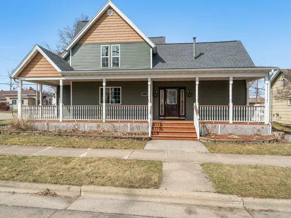 131 Madison Ave, Omro, WI 54963